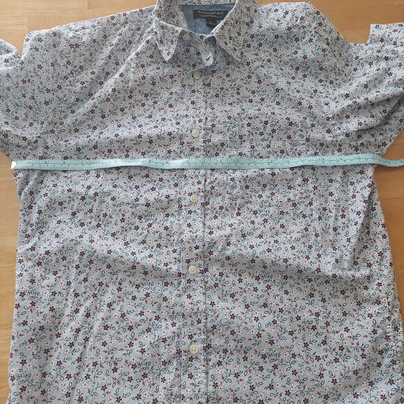 Banana Republic Blue Floral Casual Button Down Shirt - Picture 8 of 11